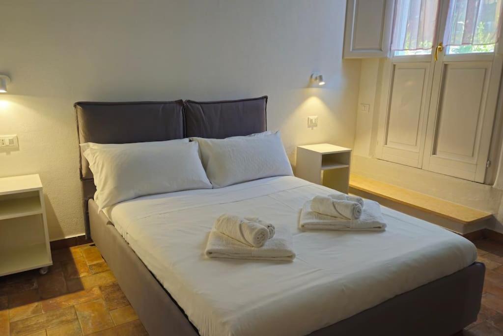 Cozy Modern With Terrace - Pantheon Apartment Rom
